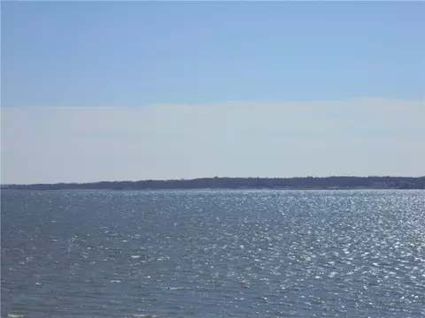 64 Uncas St, Warwick, RI 02889 photo 17