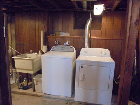 64 Uncas St, Warwick, RI 02889 photo 11