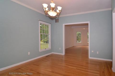 159 Shadow Brook Dr, Warwick, RI 02886 photo 11