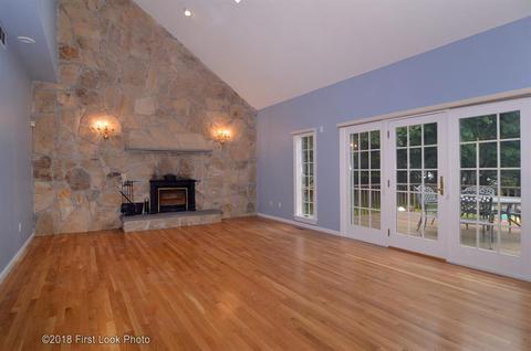 159 Shadow Brook Dr, Warwick, RI 02886 photo 12