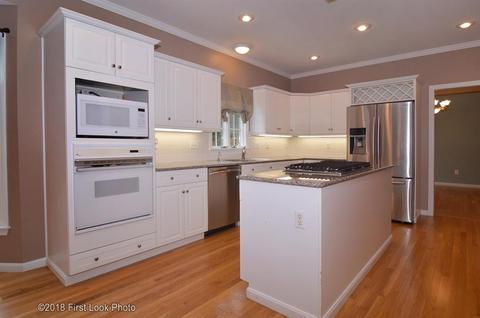 159 Shadow Brook Dr, Warwick, RI 02886 photo 5