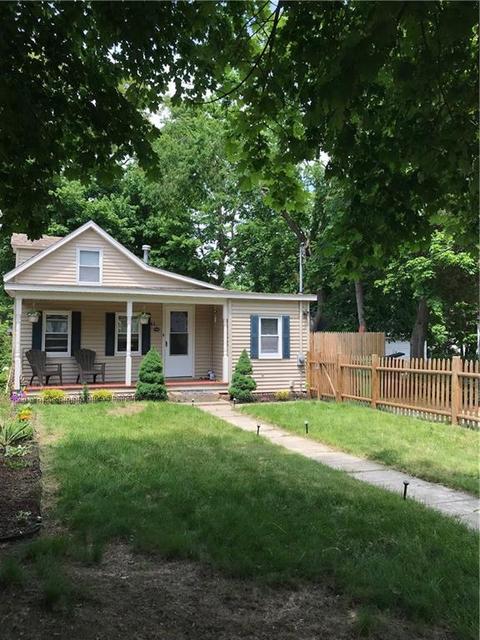 41 Coyle St, Warwick, RI 02886 photo 3