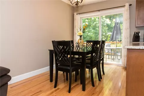 84 Abbott Ave, Warwick, RI 02886 photo 10