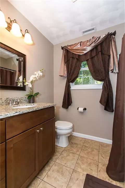 84 Abbott Ave, Warwick, RI 02886 photo 16