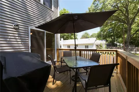 84 Abbott Ave, Warwick, RI 02886 photo 2