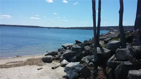 84 Abbott Ave, Warwick, RI 02886 photo 27
