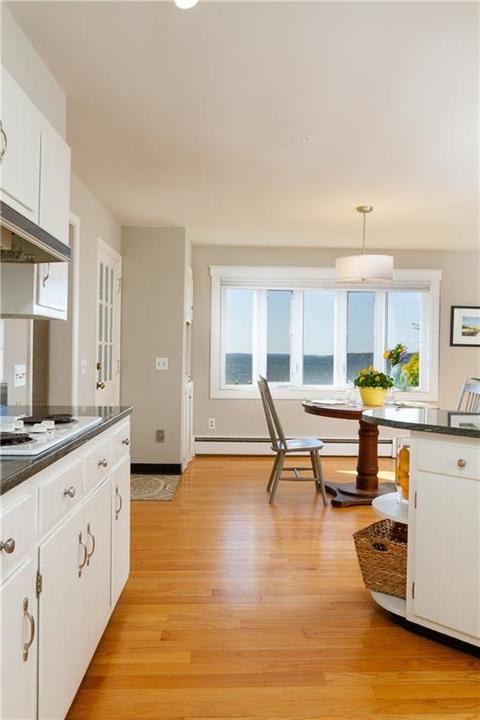 53 10th Ave, Warwick, RI 02886 photo 17