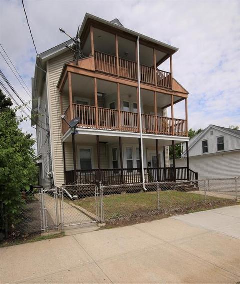 303 Front St, Woonsocket, RI 02895 photo 2