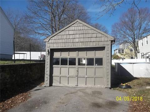 211 Linden Ave, Woonsocket, RI 02895 photo 10