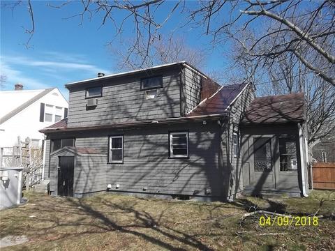 211 Linden Ave, Woonsocket, RI 02895 photo 3
