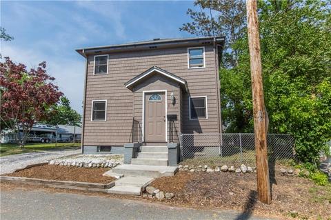 8 Bluff Ave, Warwick, RI 02889 photo 5