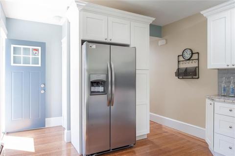 93 Benedict Rd, Warwick, RI 02888 photo 5