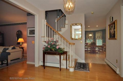 3 Macera Cir, Warwick, RI 02886 photo 7