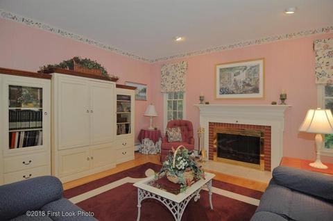 3 Macera Cir, Warwick, RI 02886 photo 8