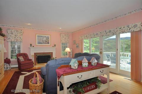 3 Macera Cir, Warwick, RI 02886 photo 9