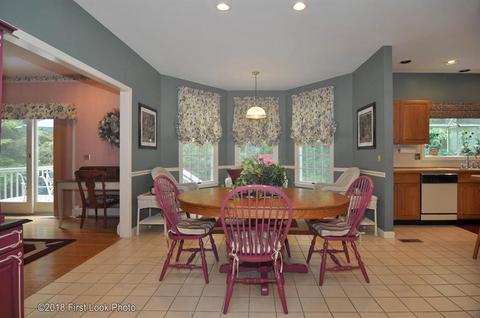 3 Macera Cir, Warwick, RI 02886 photo 3