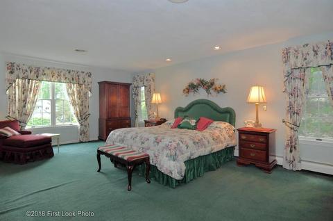 3 Macera Cir, Warwick, RI 02886 photo 10