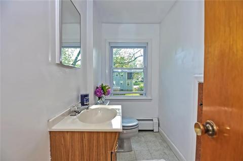 183 Becker Ave, East Providence, RI 02915 photo 24
