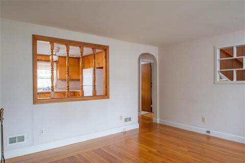 73 Stone Ave, Warwick, RI 02889 photo 6