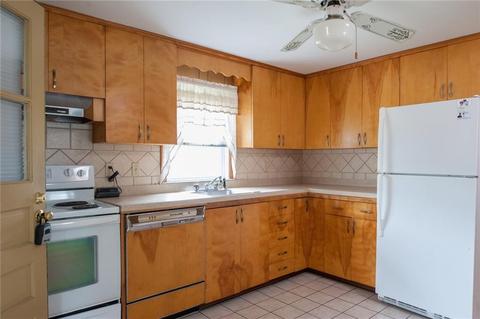 73 Stone Ave, Warwick, RI 02889 photo 9