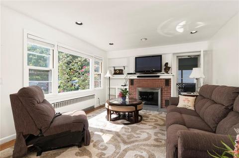 72 Summer St, Westerly, RI 02891 photo 23
