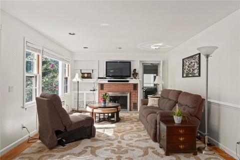 72 Summer St, Westerly, RI 02891 photo 13