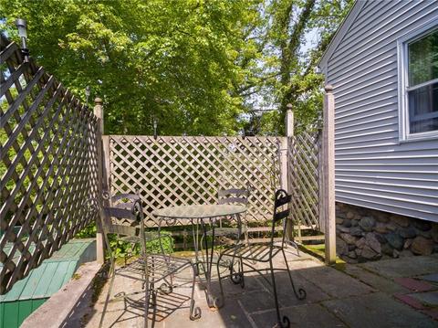 72 Summer St, Westerly, RI 02891 photo 11