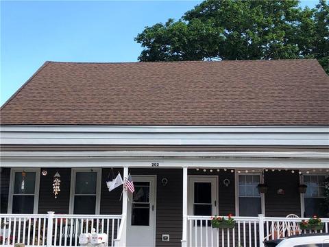 202 High St, Woonsocket, RI 02895 photo 3