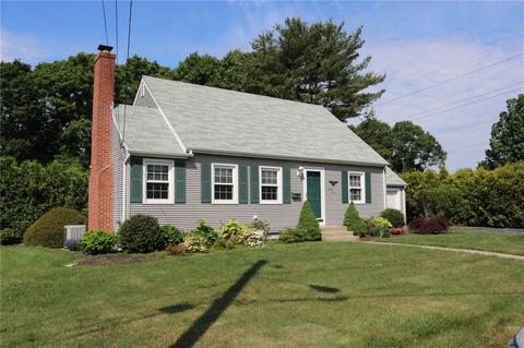 97 Covington Dr, Warwick, RI 02886 photo 3