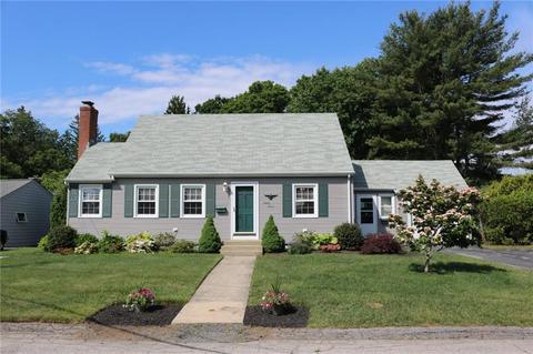 97 Covington Dr, Warwick, RI 02886 photo 1