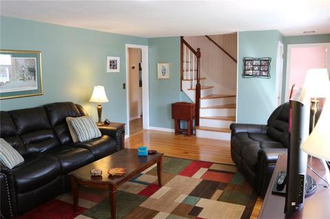 97 Covington Dr, Warwick, RI 02886 photo 10