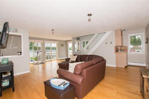 46 Sheffield St, Warwick, RI 02889 photo 8