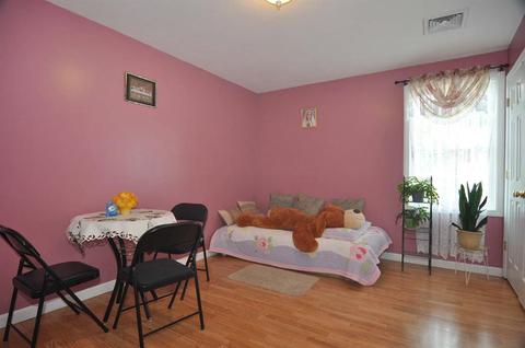 45 Moore St, Woonsocket, RI 02895 photo 23