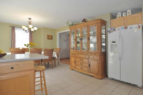 45 Moore St, Woonsocket, RI 02895 photo 12