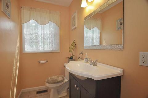 45 Moore St, Woonsocket, RI 02895 photo 26