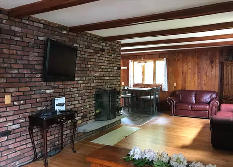 69 Fairview Ave, Westerly, RI 02891 photo 13