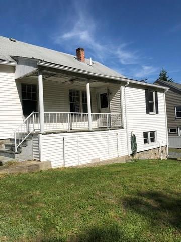615 Mendon Rd, Woonsocket, RI 02895 photo 3