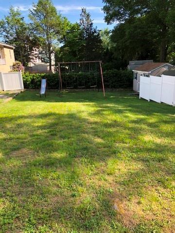 615 Mendon Rd, Woonsocket, RI 02895 photo 4