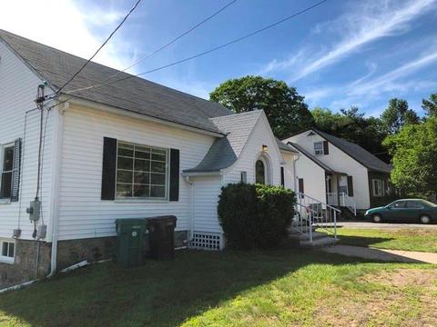 615 Mendon Rd, Woonsocket, RI 02895 photo 1
