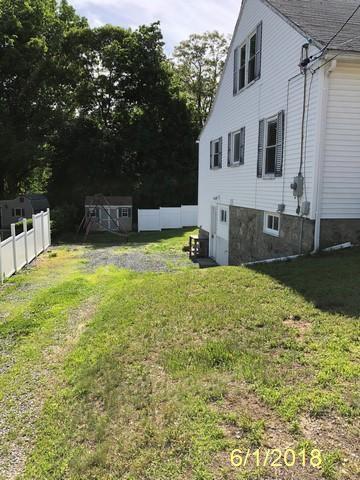 615 Mendon Rd, Woonsocket, RI 02895 photo 2