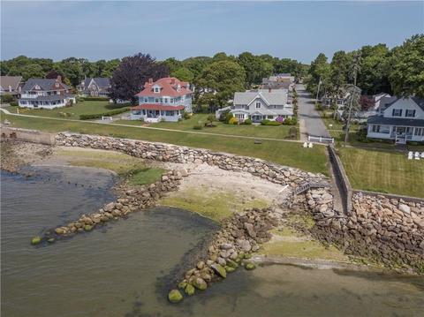 43 Tenth Ave, Warwick, RI 02886 photo 2