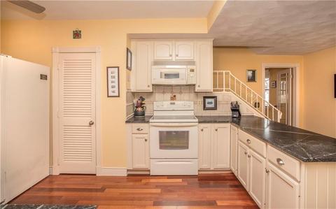 43 Tenth Ave, Warwick, RI 02886 photo 11
