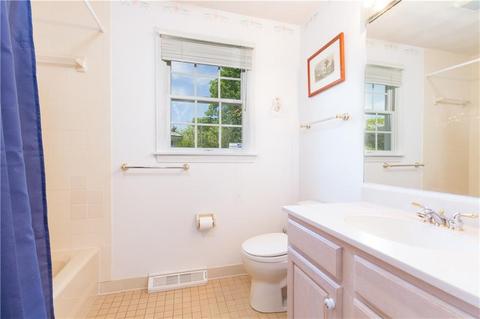 2 Windward Dr, Westerly, RI 02891 photo 16