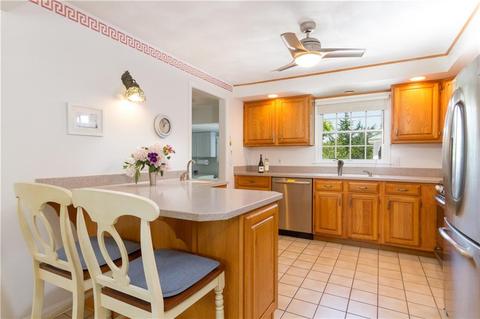 2 Windward Dr, Westerly, RI 02891 photo 5