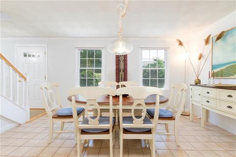 2 Windward Dr, Westerly, RI 02891 photo 9