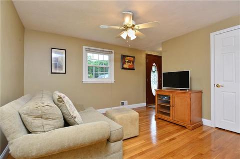 45 Oberlin Dr, Warwick, RI 02886 photo 23