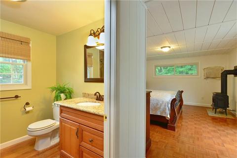 45 Oberlin Dr, Warwick, RI 02886 photo 16