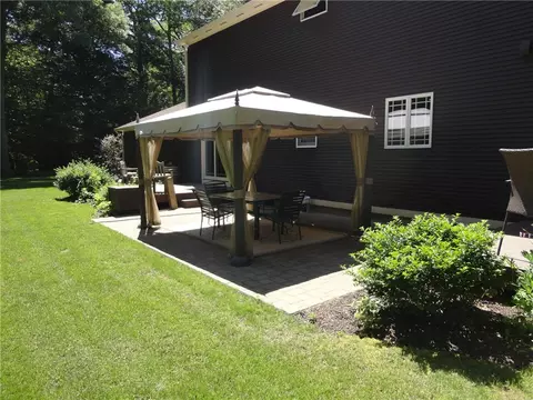 14 Eric John Ct, Exeter, RI 02822 photo 4