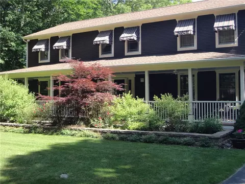 14 Eric John Ct, Exeter, RI 02822 photo 2