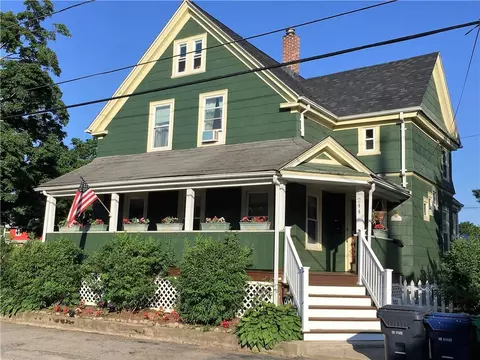 244 Atlantic Ave, Warwick, RI 02888 photo 1